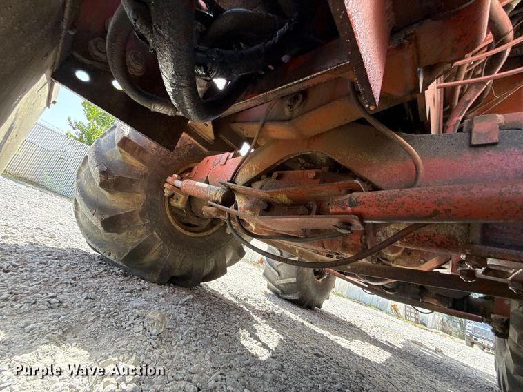 image for item FO4505 1989 Ditch Witch R100P rock saw