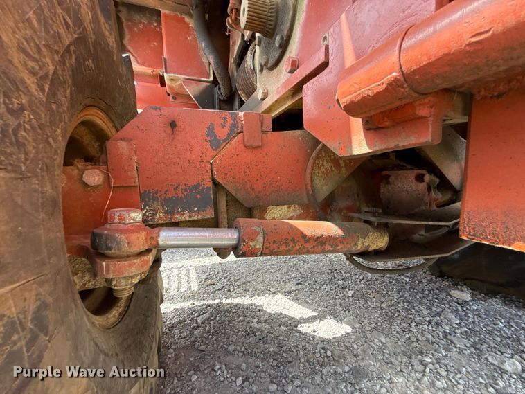 image for item FO4505 1989 Ditch Witch R100P rock saw