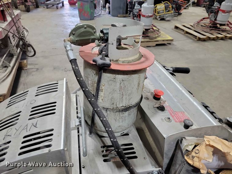 image for item FU0003 2019 Husqvarna Soff-Cut 2500 concrete saw