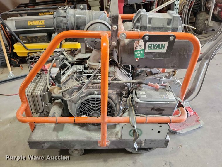 image for item FU0007 Husqvarna Soff-Cut 4000 concrete saw