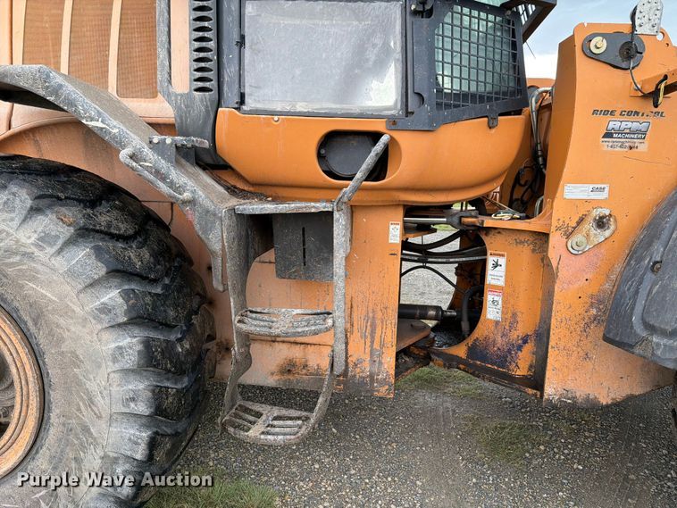 image for item NJ9071 2015 Case 821F XR wheel loader