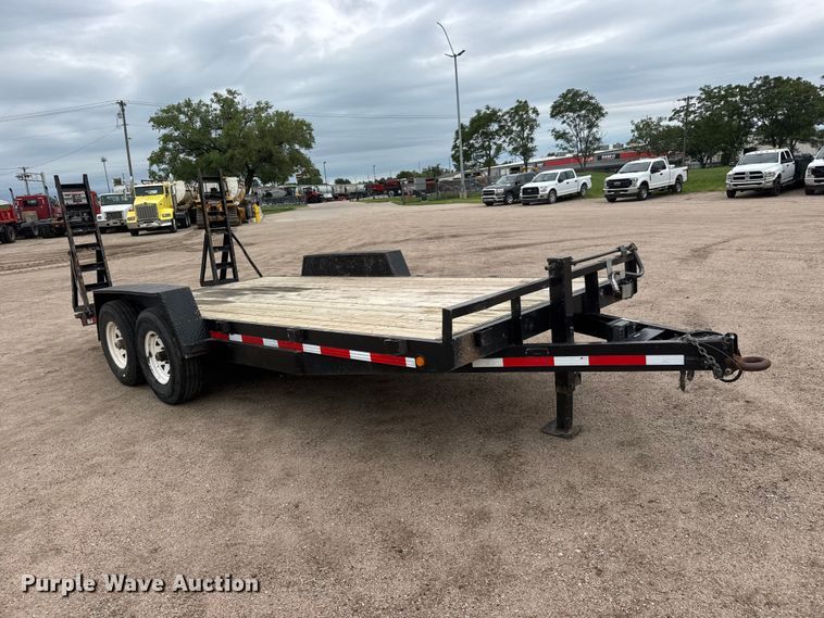 image for item NJ9127 1998 Load Trail Equipment trailer