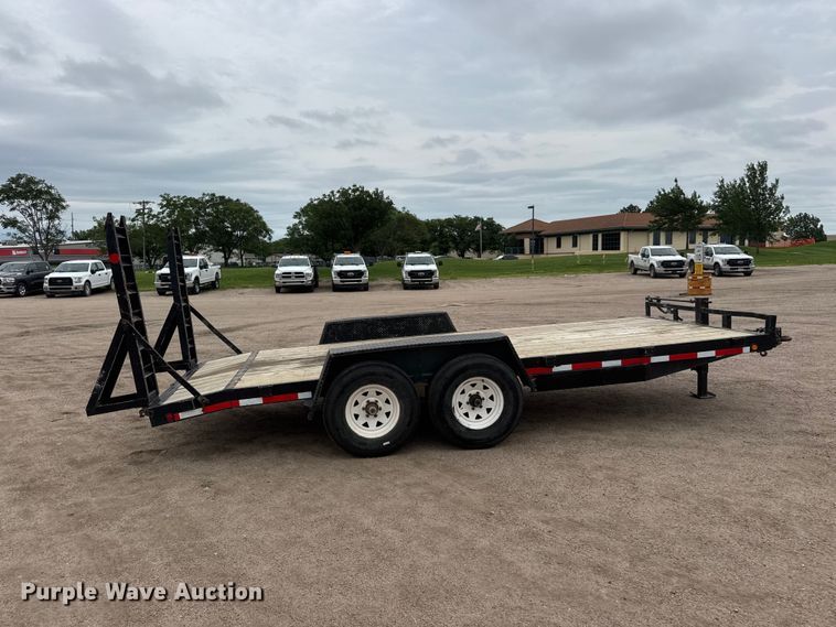 image for item NJ9127 1998 Load Trail Equipment trailer