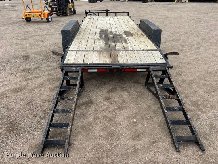 image for item NJ9127 1998 Load Trail Equipment trailer