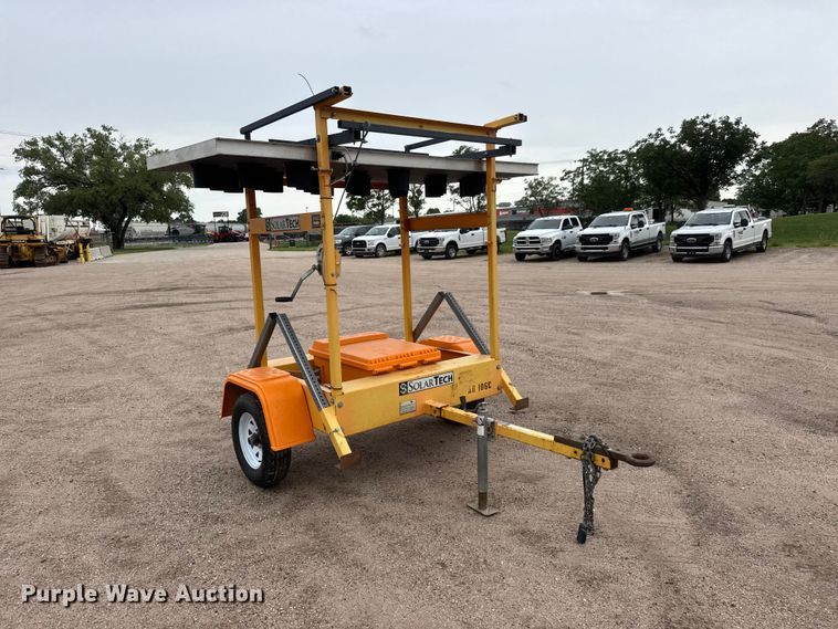 image for item NJ9128 2015 Solar Tech Silent Sentinel arrow board trailer