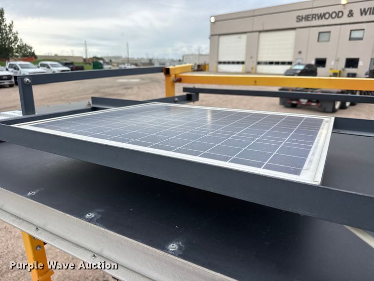 image for item NJ9128 2015 Solar Tech Silent Sentinel arrow board trailer