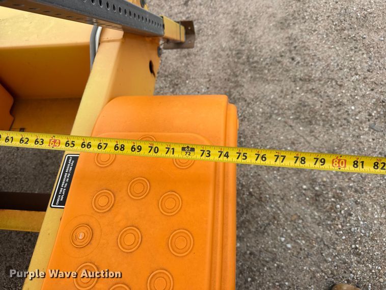 image for item NJ9128 2015 Solar Tech Silent Sentinel arrow board trailer