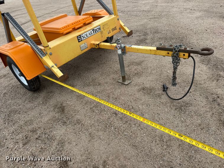 image for item NJ9128 2015 Solar Tech Silent Sentinel arrow board trailer