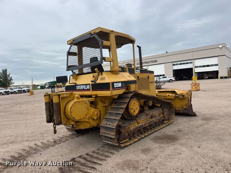 image for item NJ9129 1998 Caterpillar D5M XL dozer