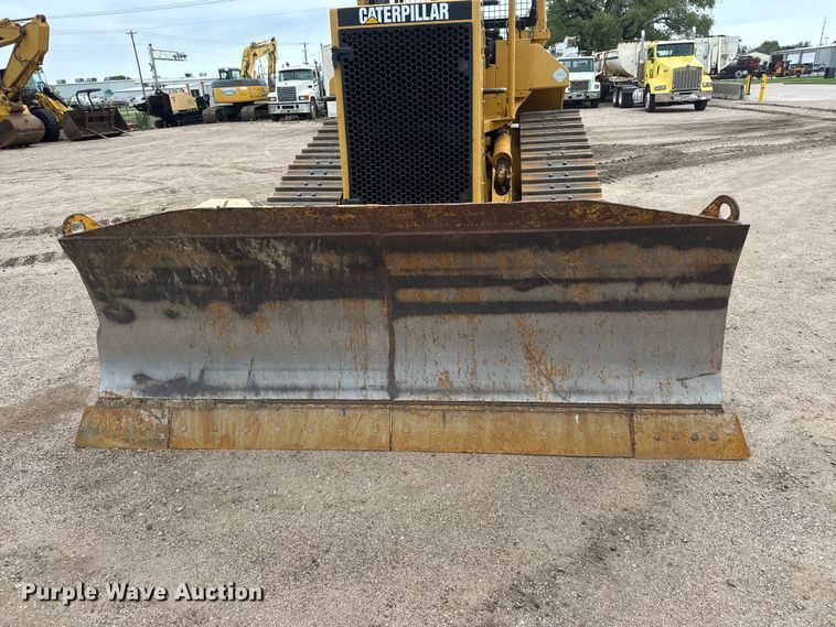 image for item NJ9129 1998 Caterpillar D5M XL dozer