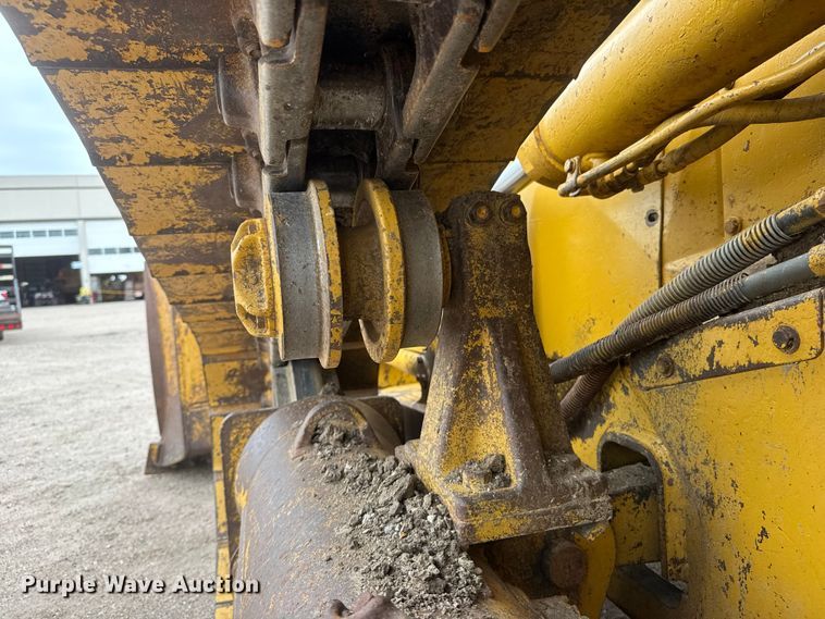 image for item NJ9129 1998 Caterpillar D5M XL dozer