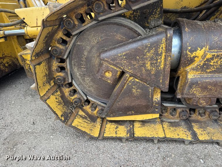 image for item NJ9129 1998 Caterpillar D5M XL dozer