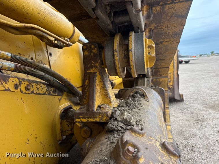 image for item NJ9129 1998 Caterpillar D5M XL dozer