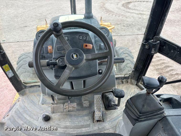image for item NJ9133 2008 Caterpillar 420E backhoe