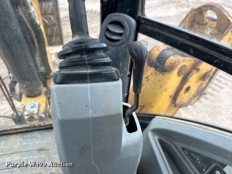 image for item NJ9133 2008 Caterpillar 420E backhoe