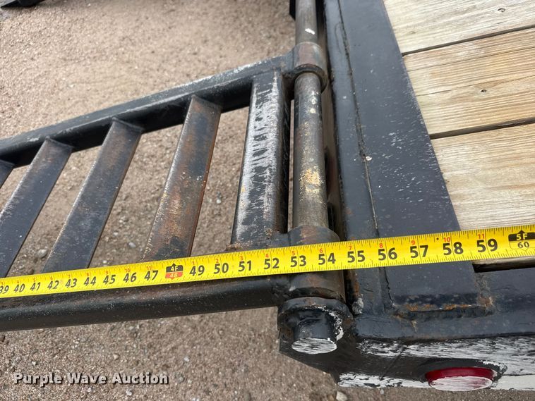 image for item NJ9134 1999 Trailertech equipment trailer