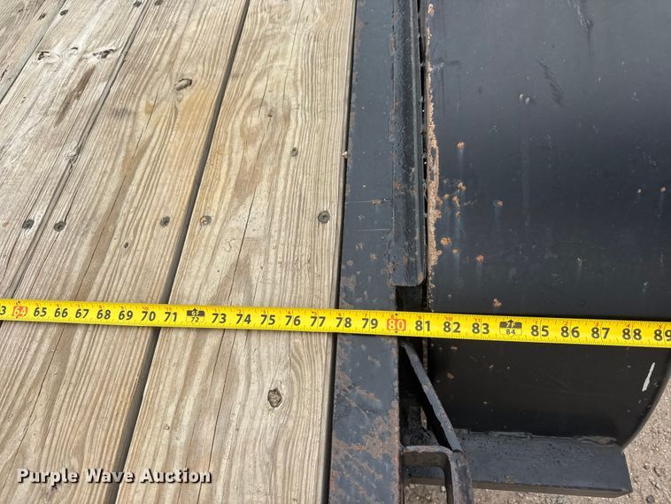 image for item NJ9134 1999 Trailertech equipment trailer