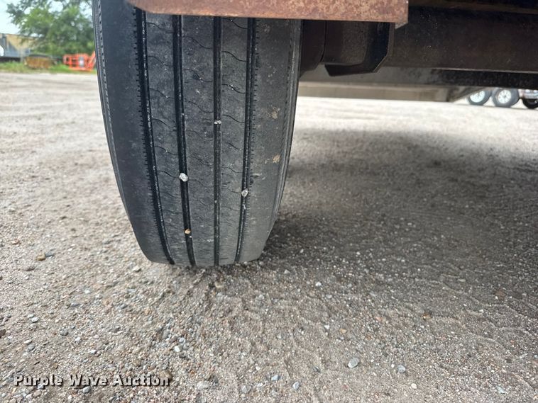 image for item NJ9134 1999 Trailertech equipment trailer