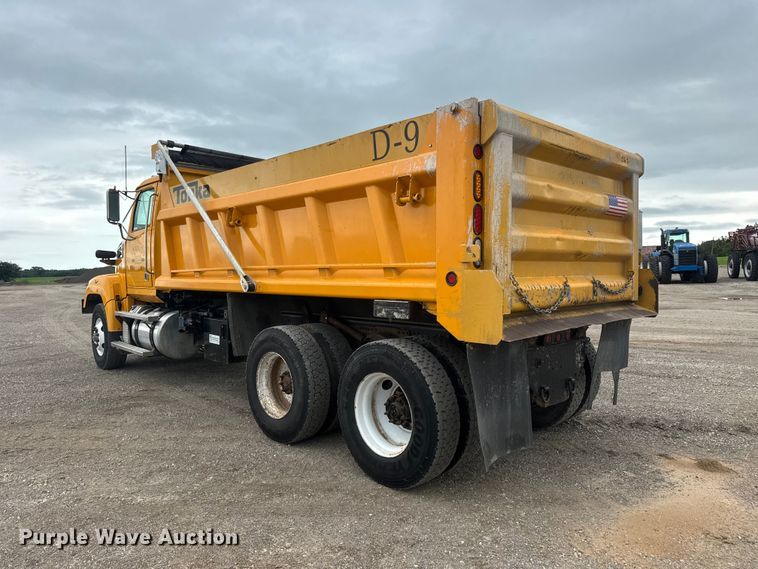 image for item NJ9136 2015 Western Star 4700 dump truck