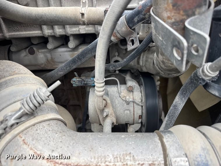 image for item NJ9136 2015 Western Star 4700 dump truck