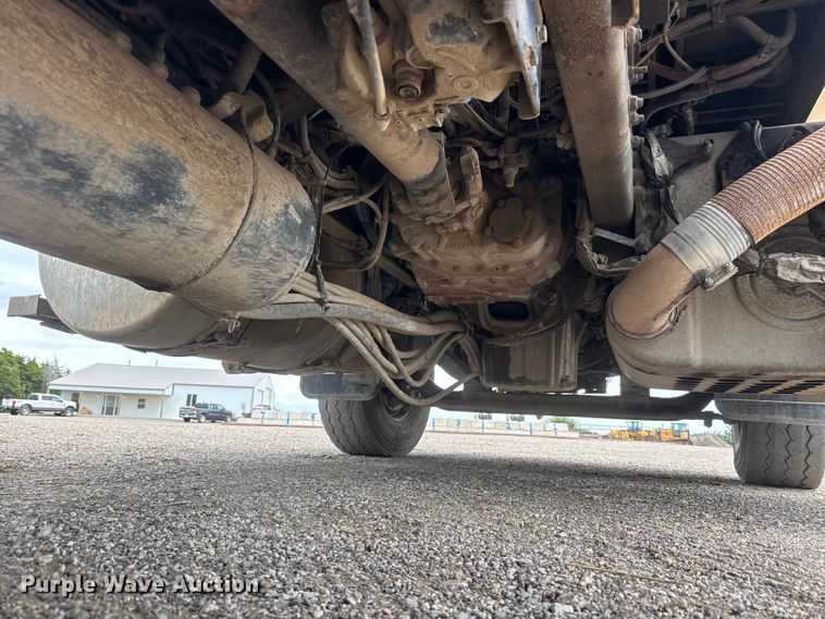 image for item NJ9136 2015 Western Star 4700 dump truck