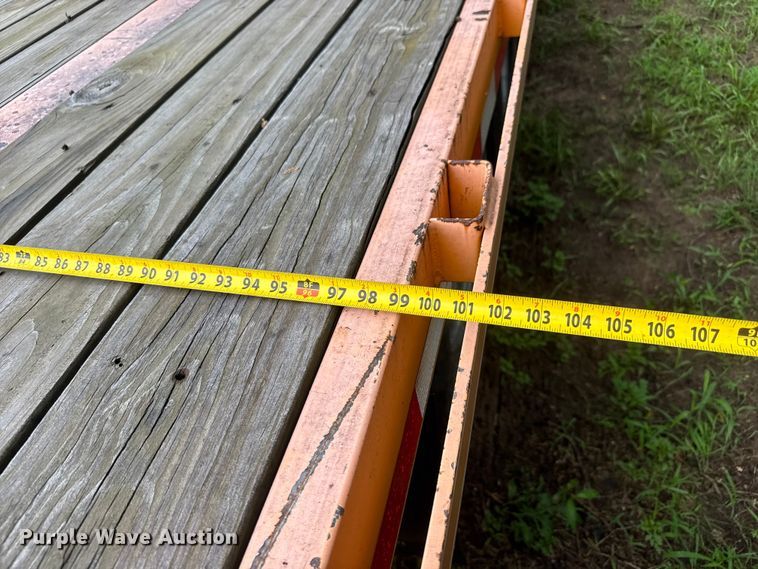 image for item NJ9167 2014 Kaufman HPP Deluxe equipment trailer