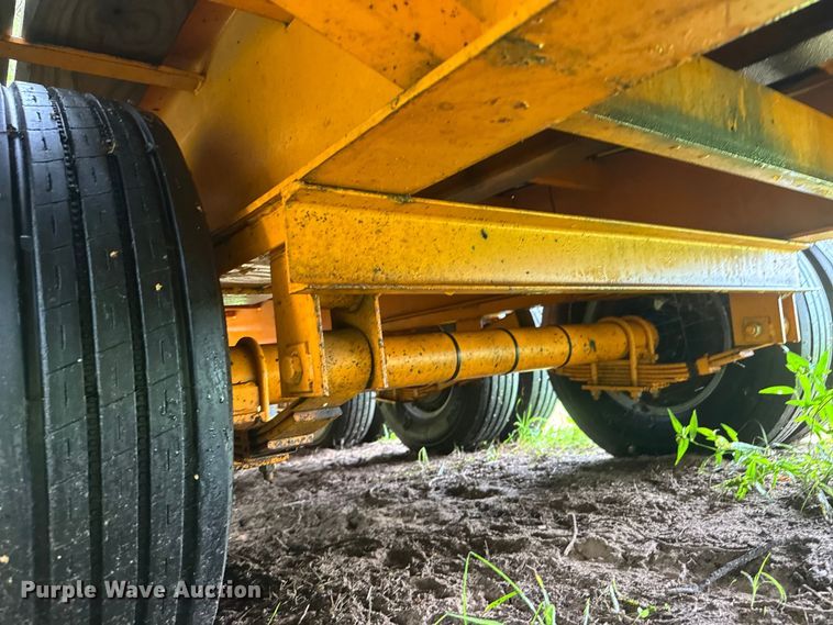 image for item NJ9167 2014 Kaufman HPP Deluxe equipment trailer