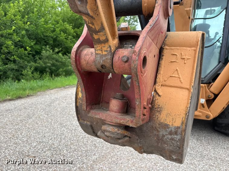 image for item NJ9168 2005 Case 590 Super M Series 2 backhoe