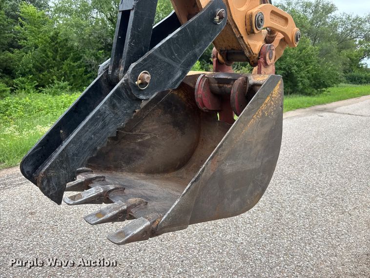 image for item NJ9168 2005 Case 590 Super M Series 2 backhoe