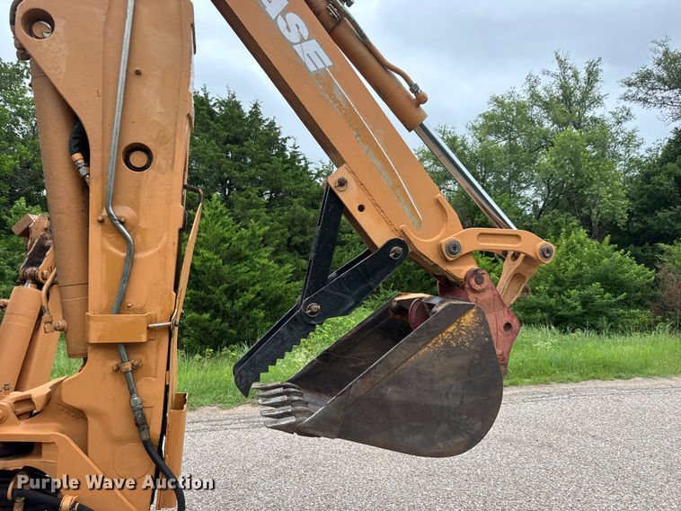 image for item NJ9168 2005 Case 590 Super M Series 2 backhoe