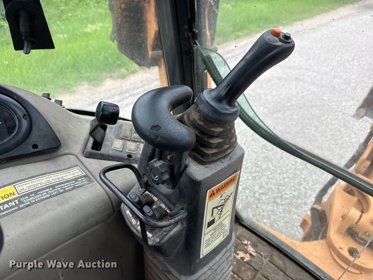 image for item NJ9168 2005 Case 590 Super M Series 2 backhoe