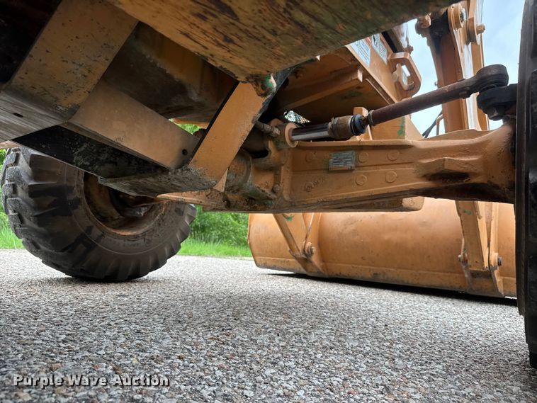 image for item NJ9168 2005 Case 590 Super M Series 2 backhoe