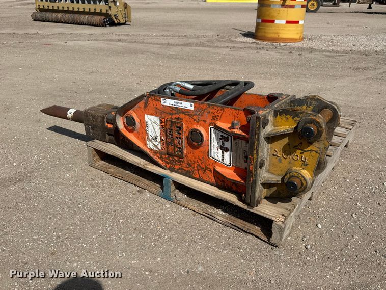 image for item NJ9184 NPK GH2 mini excavator hydraulic breaker