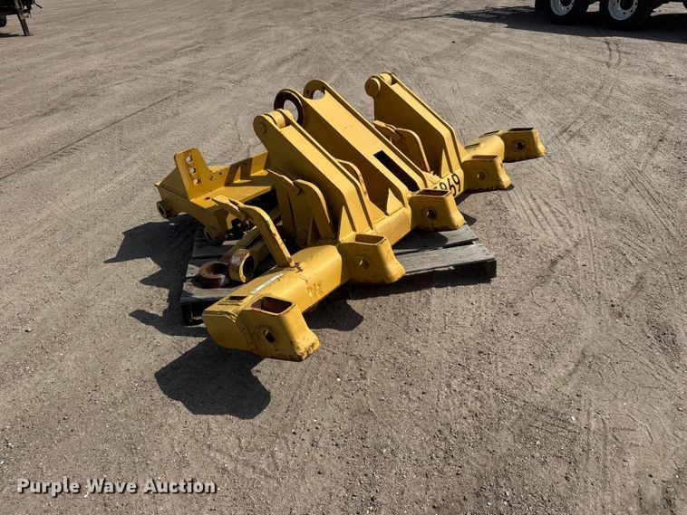 image for item NJ9185 Motor grader ripper