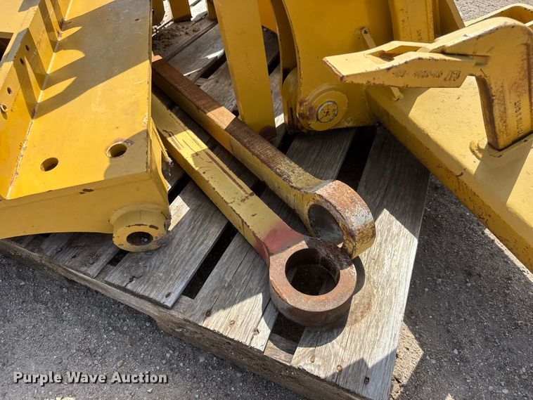 image for item NJ9185 Motor grader ripper