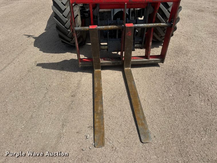 image for item NJ9189 2003 Bobcat V518 Versahandler telehandler
