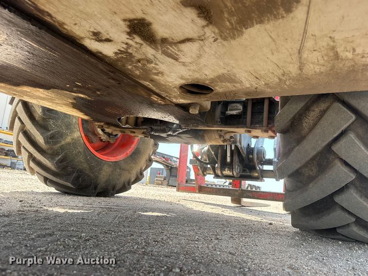 image for item NJ9189 2003 Bobcat V518 Versahandler telehandler