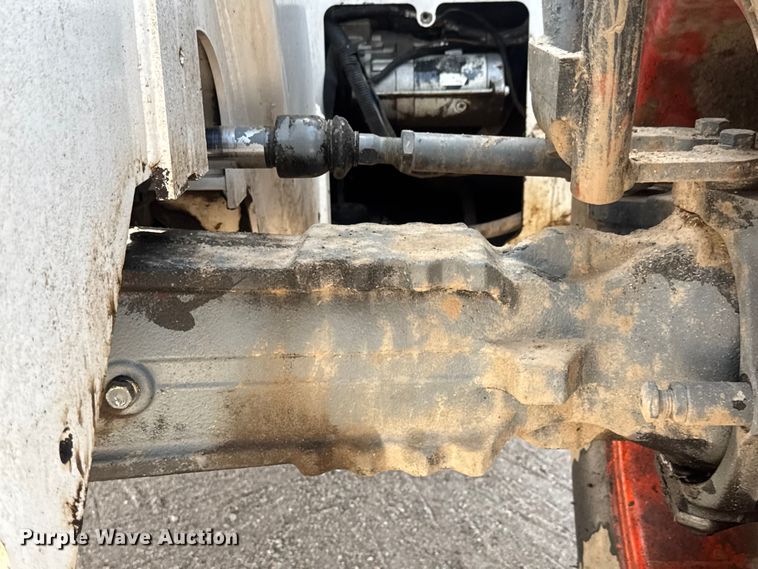 image for item NJ9189 2003 Bobcat V518 Versahandler telehandler