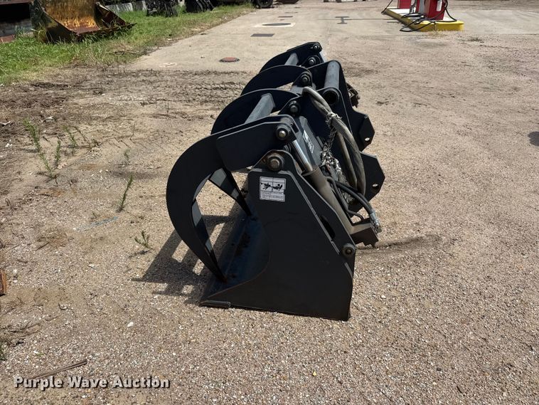 image for item NJ9189 2003 Bobcat V518 Versahandler telehandler