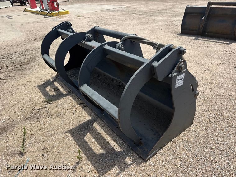 image for item NJ9189 2003 Bobcat V518 Versahandler telehandler