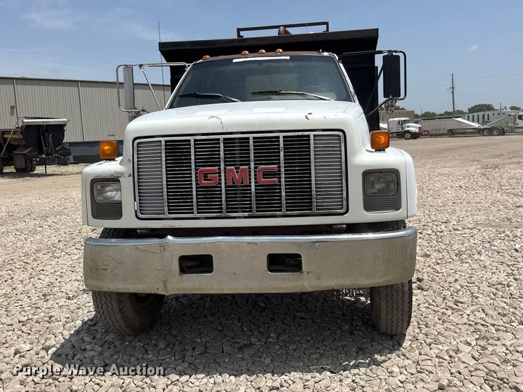 image for item NJ9190 1994 GMC TopKick flatbed truck