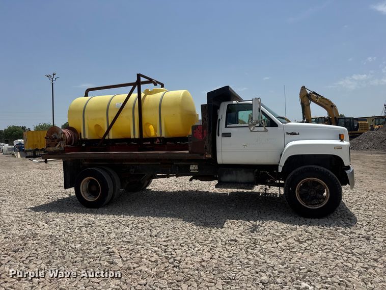 image for item NJ9190 1994 GMC TopKick flatbed truck