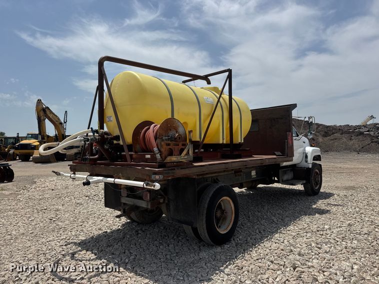 image for item NJ9190 1994 GMC TopKick flatbed truck