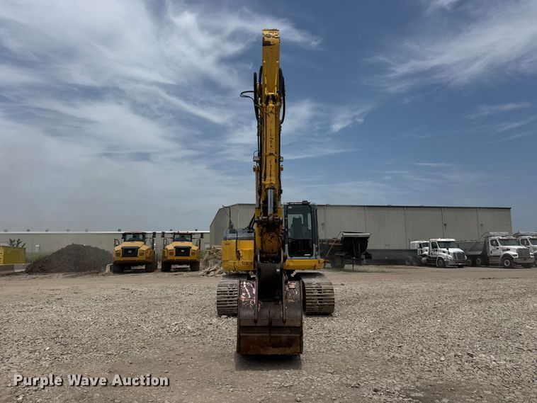 image for item NJ9191 2005 Komatsu PC228US-3N0 excavator