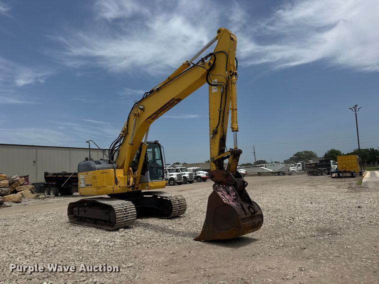 image for item NJ9191 2005 Komatsu PC228US-3N0 excavator