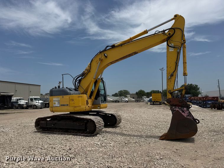 image for item NJ9191 2005 Komatsu PC228US-3N0 excavator