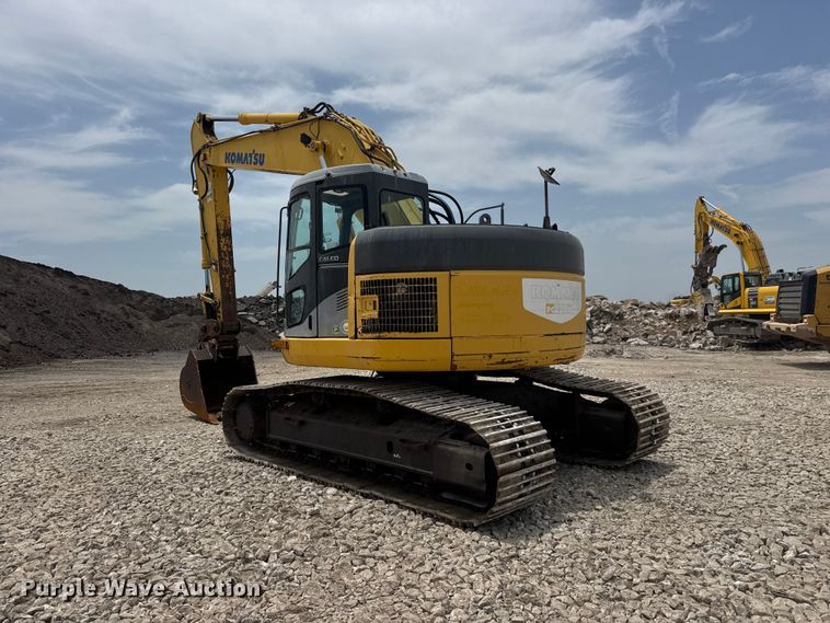 image for item NJ9191 2005 Komatsu PC228US-3N0 excavator