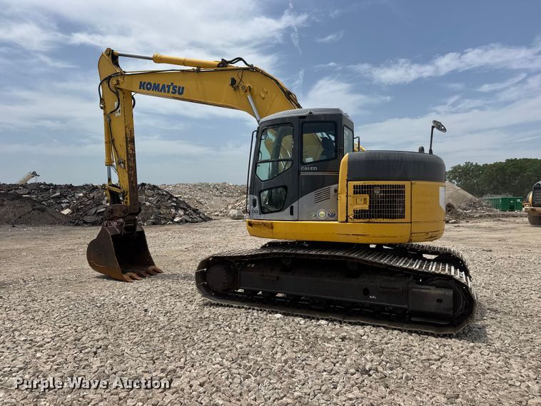 image for item NJ9191 2005 Komatsu PC228US-3N0 excavator