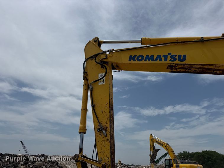 image for item NJ9191 2005 Komatsu PC228US-3N0 excavator
