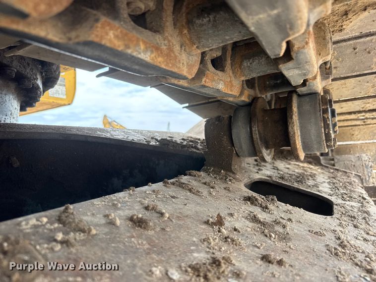 image for item NJ9191 2005 Komatsu PC228US-3N0 excavator